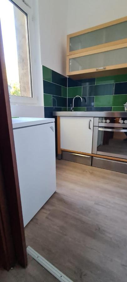 Buedchen Am Rathaus-Parkplatz-Bett Und Schlafcouch-Eg-Netflix- Apartment Oberhausen  Exterior photo